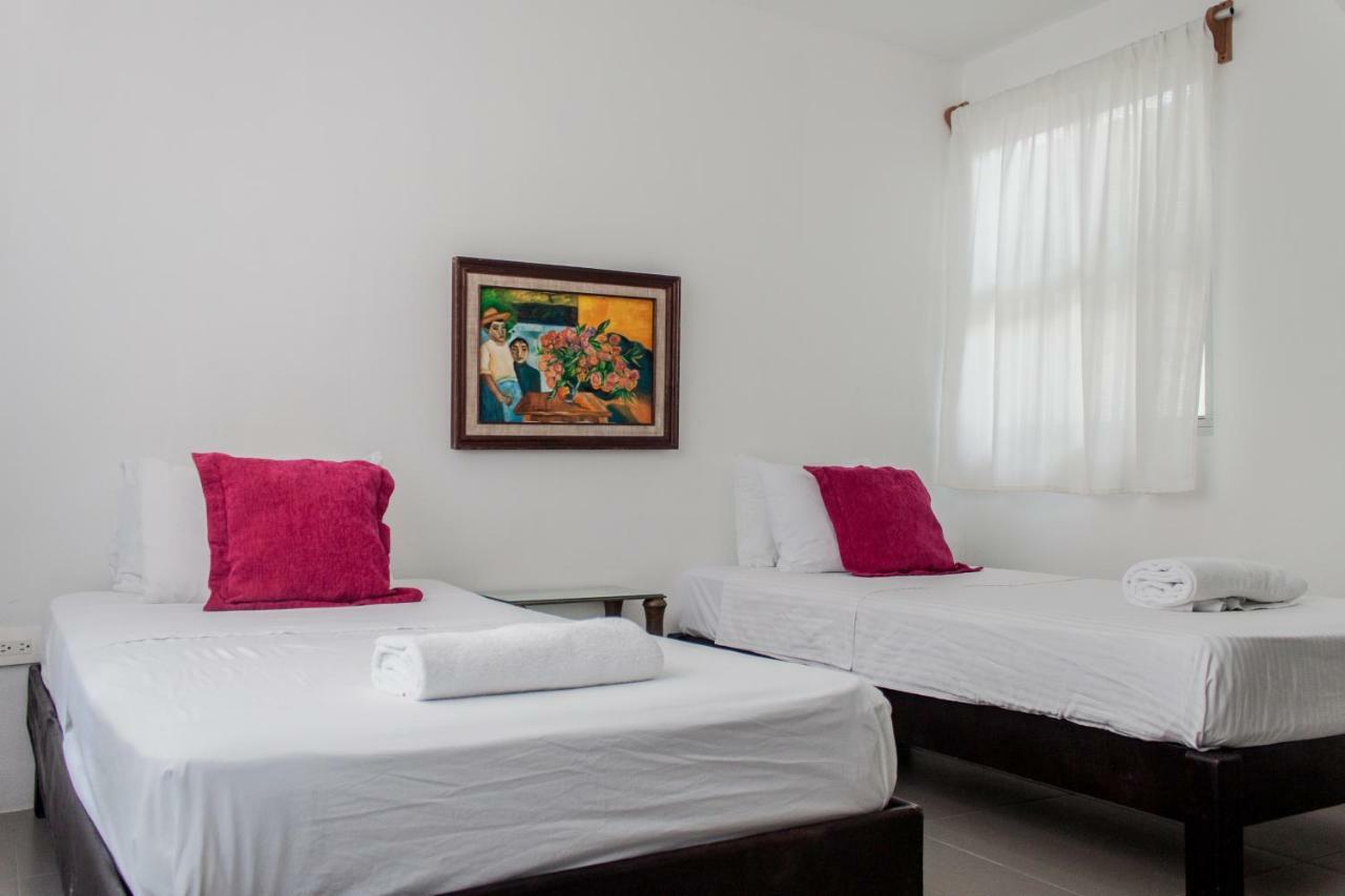 Whyz 4 You Private Rooms Puerto Morelos Buitenkant foto