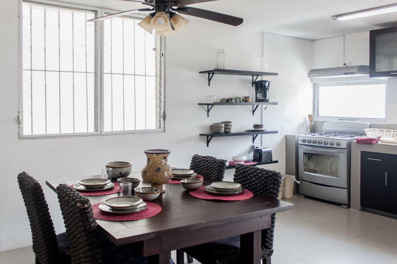 Whyz 4 You Private Rooms Puerto Morelos Buitenkant foto
