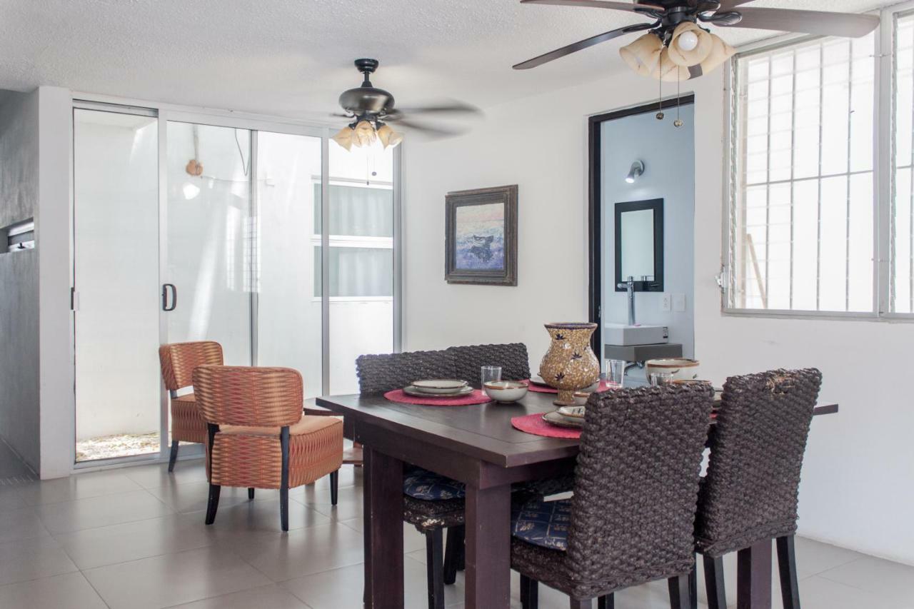Whyz 4 You Private Rooms Puerto Morelos Buitenkant foto